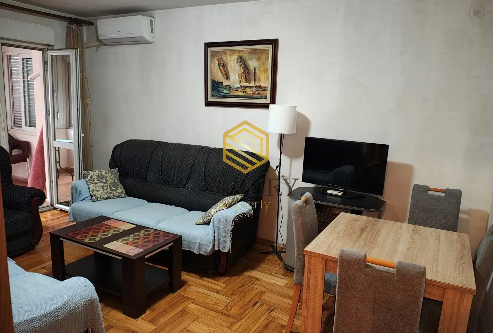 Izdavanje, jednosoban stan, 45m², Centar, Podgorica
