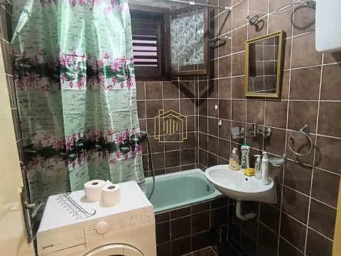 Rent, two bedroom apartment, 70m², Stari Aerodrom, Podgorica - image 4