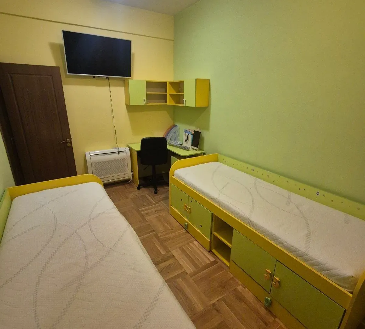 Rent, two bedroom apartment, 84m², Krivi Most, Podgorica