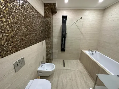 Izdavanje, stan, 162m², Budva, Crna Gora - image 26