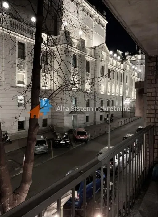 Rent, three bedroom apartment, 91m², Stari Grad, Beograd