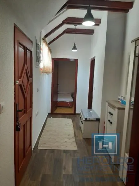 Prodaja, kuća, 228m², Velike Pčelice, Kragujevac