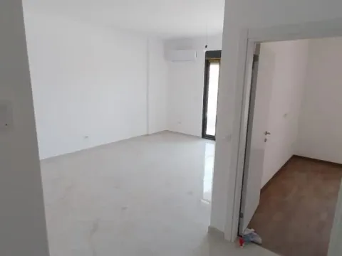 Sale, one bedroom apartment, 45m², Čeluga, Bar - image 7