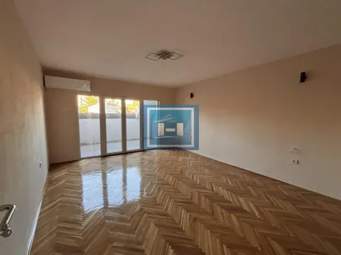 Prodaja, trosoban stan, 107m², Centar, Jagodina - image 18