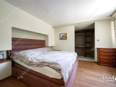 Prodaja, kuća, 250m², Bijela, Herceg Novi - image 18