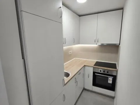 Izdavanje, dvosoban stan, 42m², Podbara, Novi Sad Sve Podlokacije - image 5