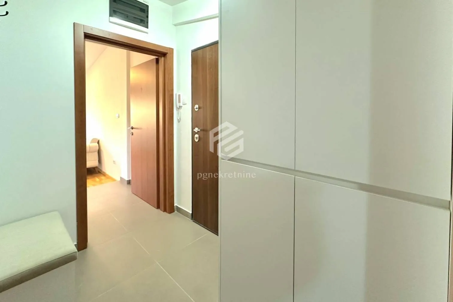 Rent, one bedroom apartment, 50m², Zagorič, Podgorica