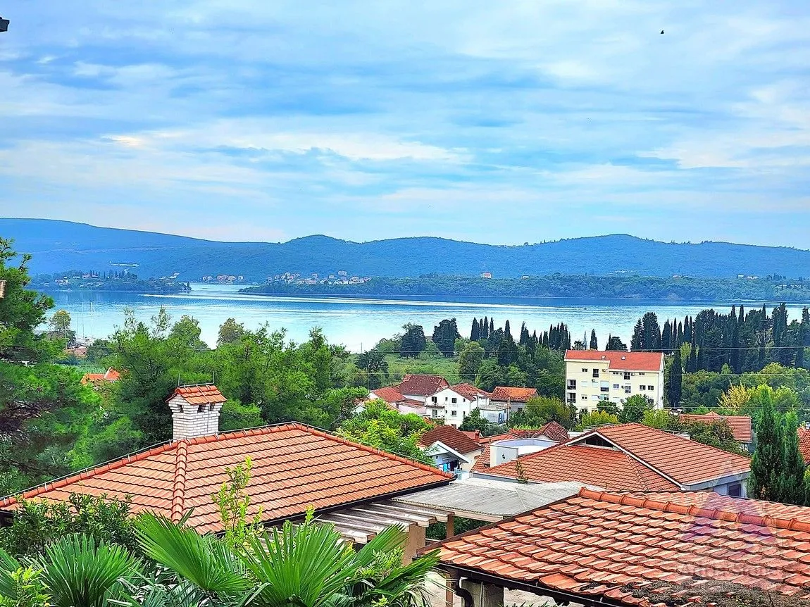 Prodaja, kuća, 168m², Marići, Tivat