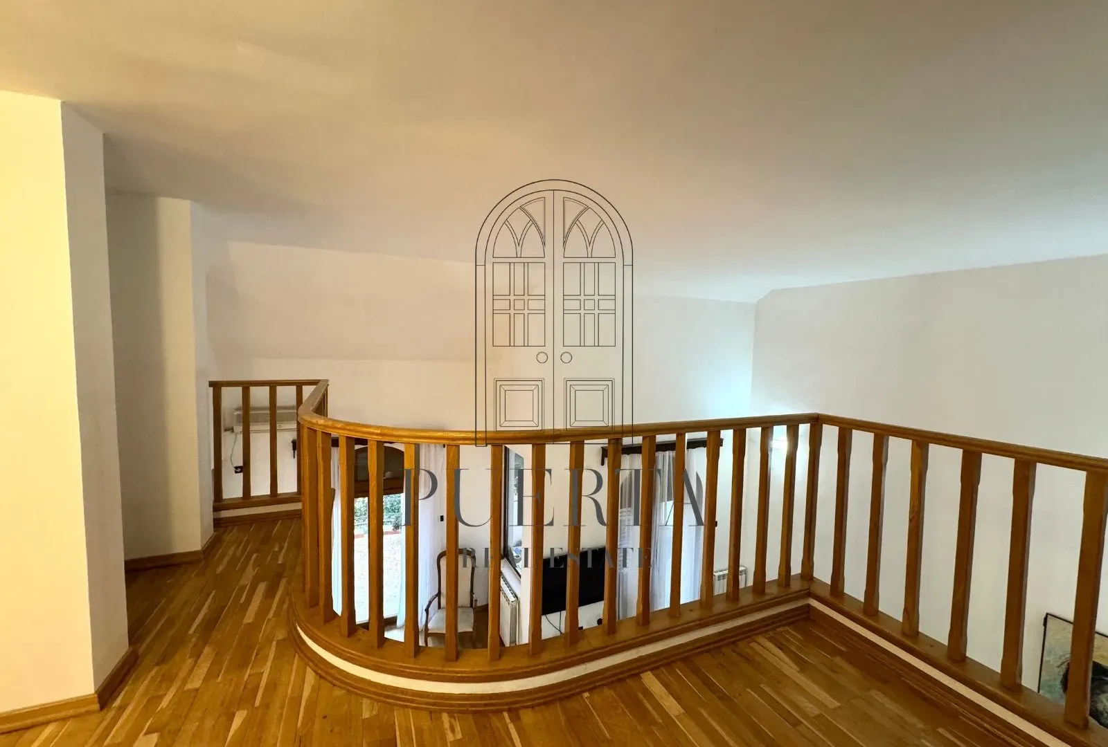 Rent, house, 300m², Gorica C, Podgorica