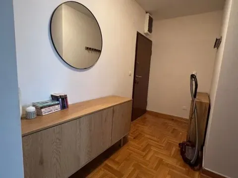 Rent, one bedroom apartment, 54m², Vezirov Most, Podgorica - image 2