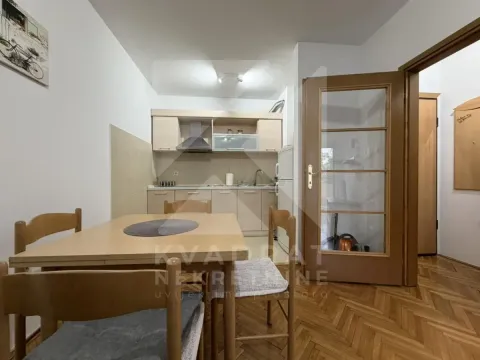 Rent, one bedroom apartment, 36m², Blok 6, Podgorica - image 4