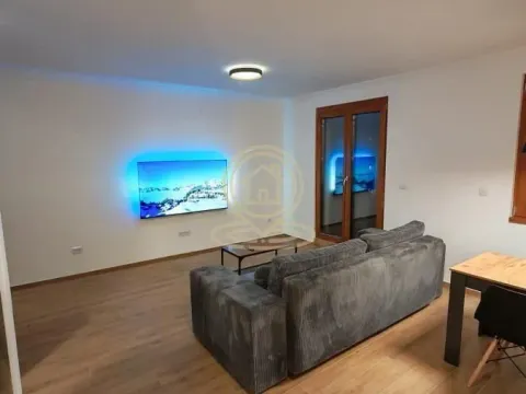 Izdavanje, trosoban stan, 80m², Savski Venac, Beograd - image 7