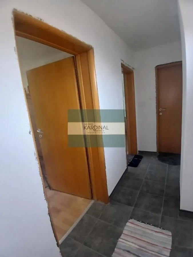 Prodaja, dvosoban stan, 72m², Levač, Jagodina
