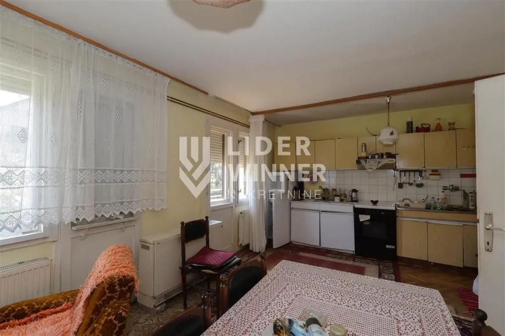 Sale, house, 168m², Sremčica, Beograd