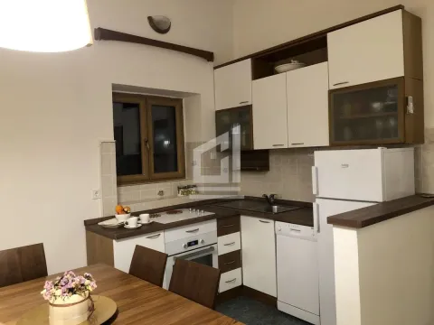 Prodaja, dvosoban stan, 50m², Stari Grad Kotor, Kotor - image 5