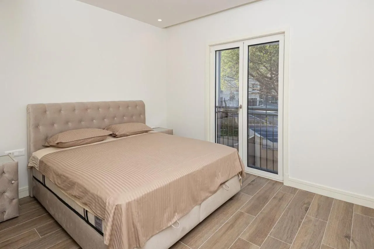 Prodaja, jednosoban stan, 62m², Luštica, Tivat