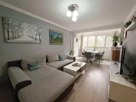 Sale, one bedroom apartment, 49m², Stari Merkator, Novi Beograd Sve Podlokacije - image 3