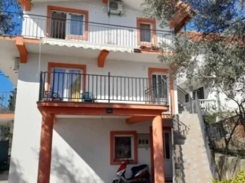 Sale, house, 274m², Šušanj, Bar - image 1