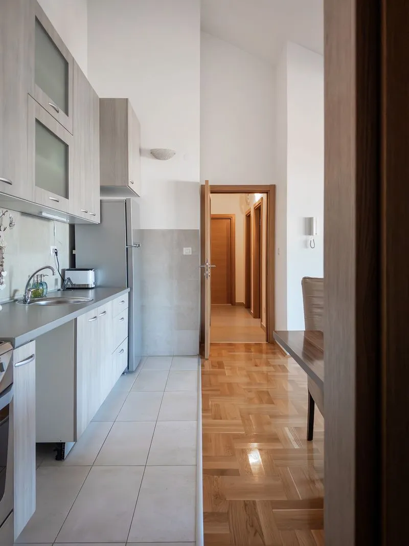 Prodaja, dvosoban stan, 75m², Stari Aerodrom, Podgorica