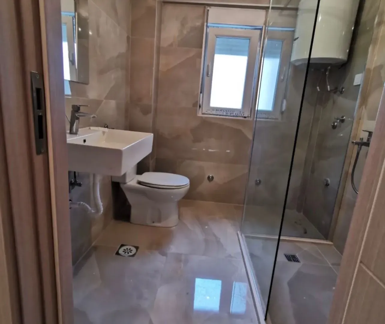 Prodaja, jednosoban stan, 68m², Ljubović, Podgorica