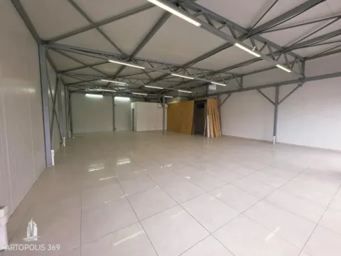 Izdavanje, poslovni prostor, 320m², Mali Mokri Lug, Zvezdara Sve Podlokacije - image 2