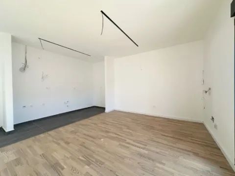 Prodaja, trosoban stan, 90m², Zagorič, Podgorica - image 12