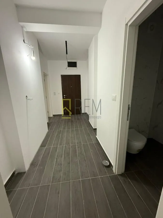 Prodaja, trosoban stan, 90m², Zagorič, Podgorica