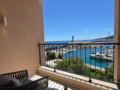 Prodaja, garsonjera, 45m², Podgorica, Crna Gora - image 19