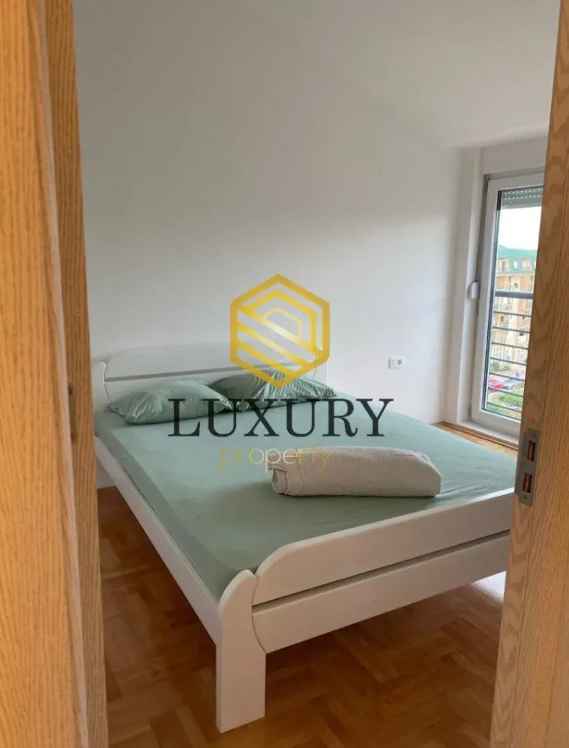 Prodaja, dvosoban stan, 75m², City Kvart, Podgorica