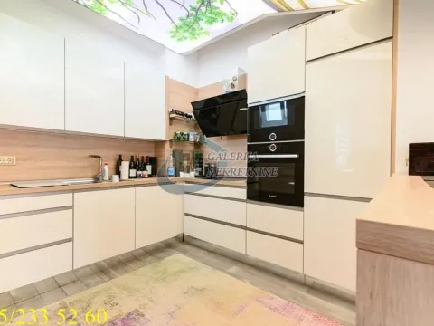 Sale, three bedroom apartment, 83m², Južni Bulevar, Vračar Sve Podlokacije - image 21