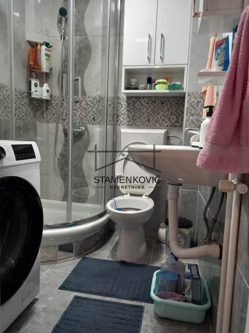 Prodaja, dvosoban stan, 65m², Detelinara, Novi Sad Sve Podlokacije