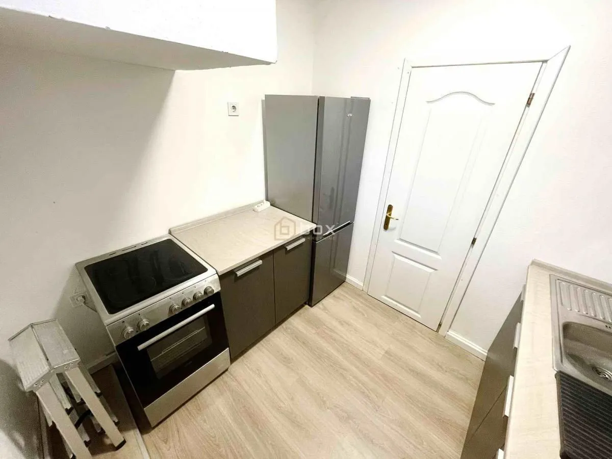 Prodaja, trosoban stan, 50m², Medijana, Niš