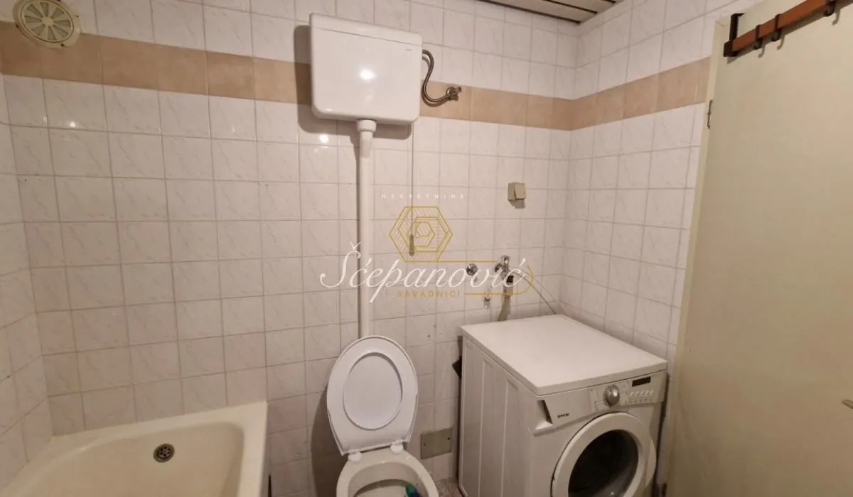 Rent, three bedroom apartment, 91m², Bulevar patrijarha Pavla, Novi Sad Sve Podlokacije