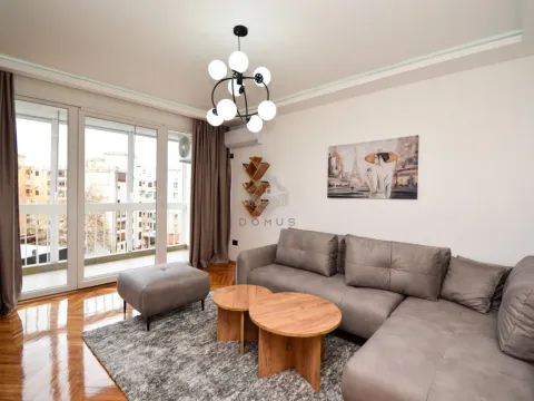 Rent, two bedroom apartment, 65m², Autobuska stanica, Podgorica - image 1
