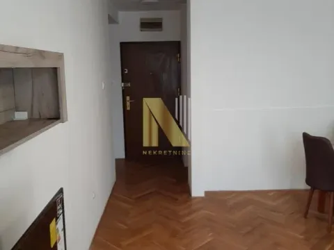 Izdavanje, dvosoban stan, 56m², Bulevar Oslobodjenja, Novi Sad Sve Podlokacije - image 4