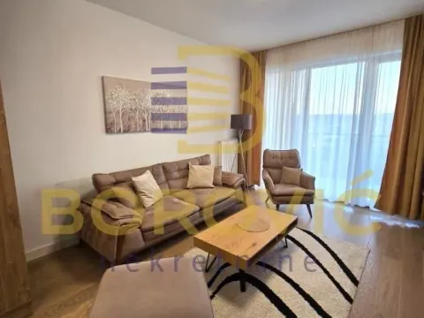 Rent, three bedroom apartment, 80m², Savski Venac, Beograd - image 2