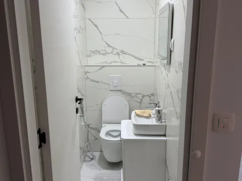 Izdavanje, dvosoban stan, 66m², Stari Aerodrom, Podgorica - image 10