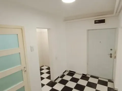 Prodaja, jednosoban stan, 36m², Centar, Novi Sad - image 9