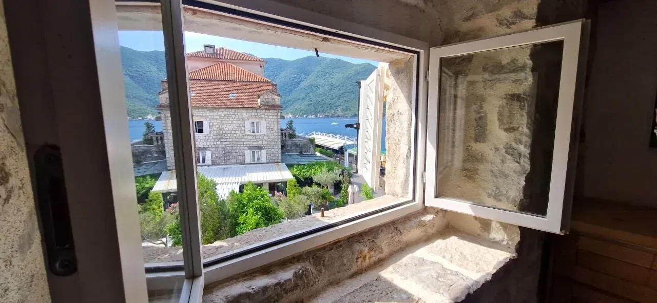 Sale, apartment, 46m², Kotor, Crna Gora