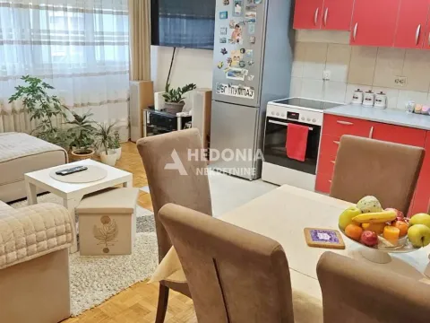 Prodaja, trosoban stan, 64m², Zemun Gornji Grad, Zemun Sve Podlokacije - image 4