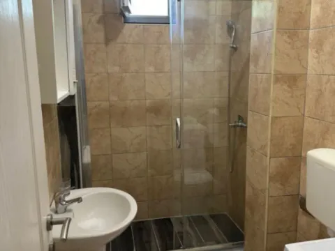 Rent, studio apartment, 33m², Bečići, Budva - image 8