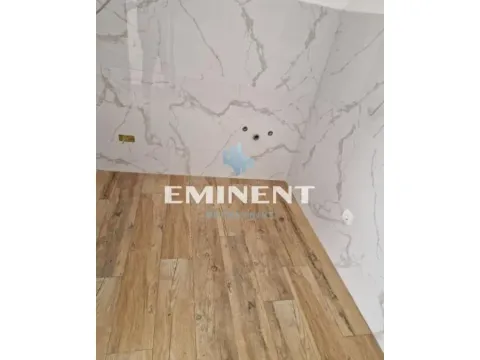 Prodaja, trosoban stan, 80m², Zemun Gornji Grad, Zemun Sve Podlokacije - image 10