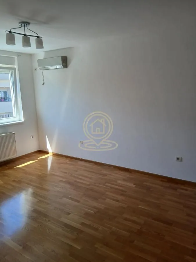 Prodaja, jednosoban stan, 36m², Podbara, Novi Sad Sve Podlokacije