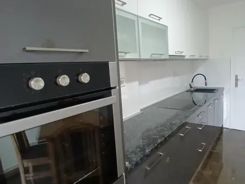 Izdavanje, dvosoban stan, 58m², Vašarište, Jagodina - image 22