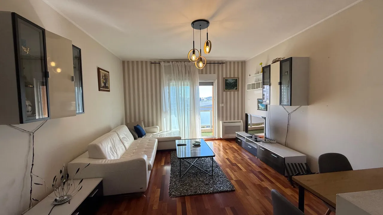 Izdavanje, stan, 54m², City Kvart, Podgorica