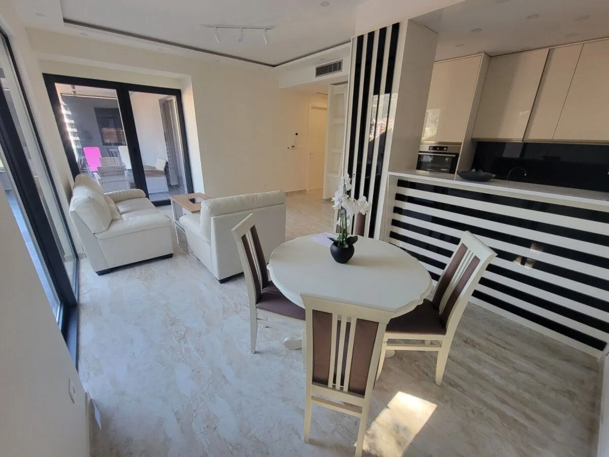 Sale, two bedroom apartment, 69m², Gospoština, Budva