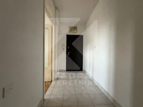 Sale, one bedroom apartment, 47m², Baston, Podgorica - image 11
