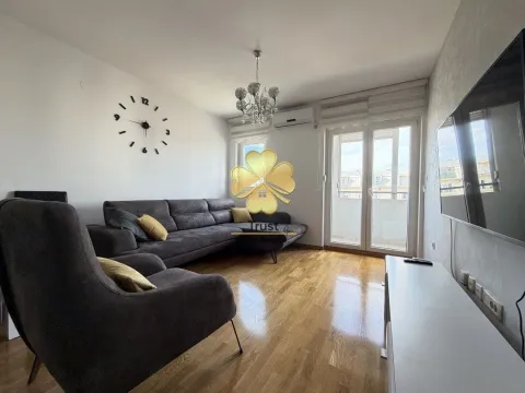 Stan in Stari Aerodrom