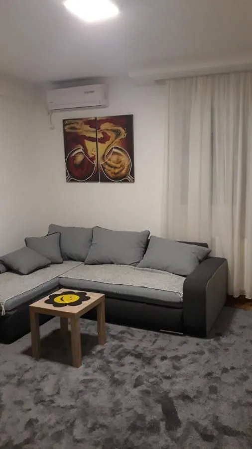 Prodaja, garsonjera, 24m², Grbavica, Novi Sad Sve Podlokacije