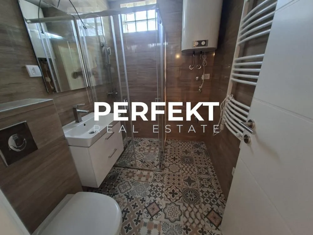 Prodaja, dvosoban stan, 47m², Centar, Pančevo